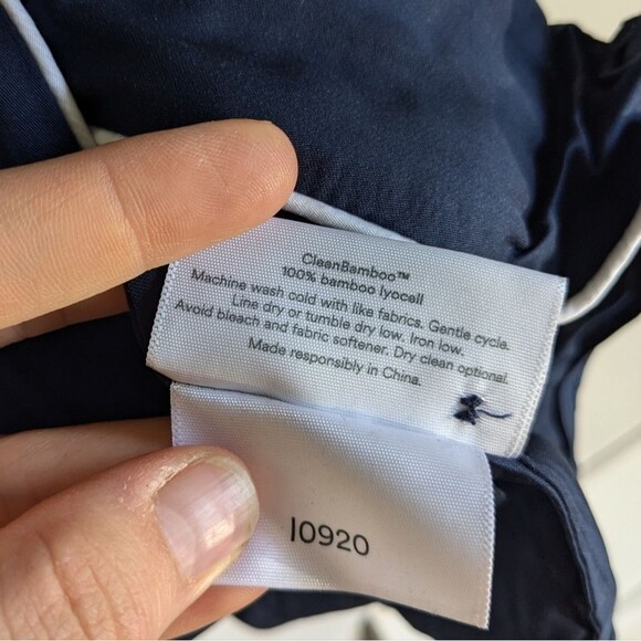 Ettitude Ocean Sateen Pajama Shirt Women's Size Small NWT - Picture 6 of 6